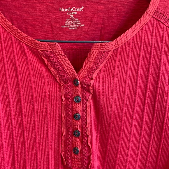 NORTHCREST Top - Picture 2 of 2